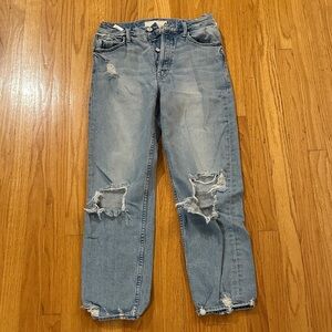 MOTHER DENIM- The Tomcat in the Confession (27) Distressed Straight Leg Jeans